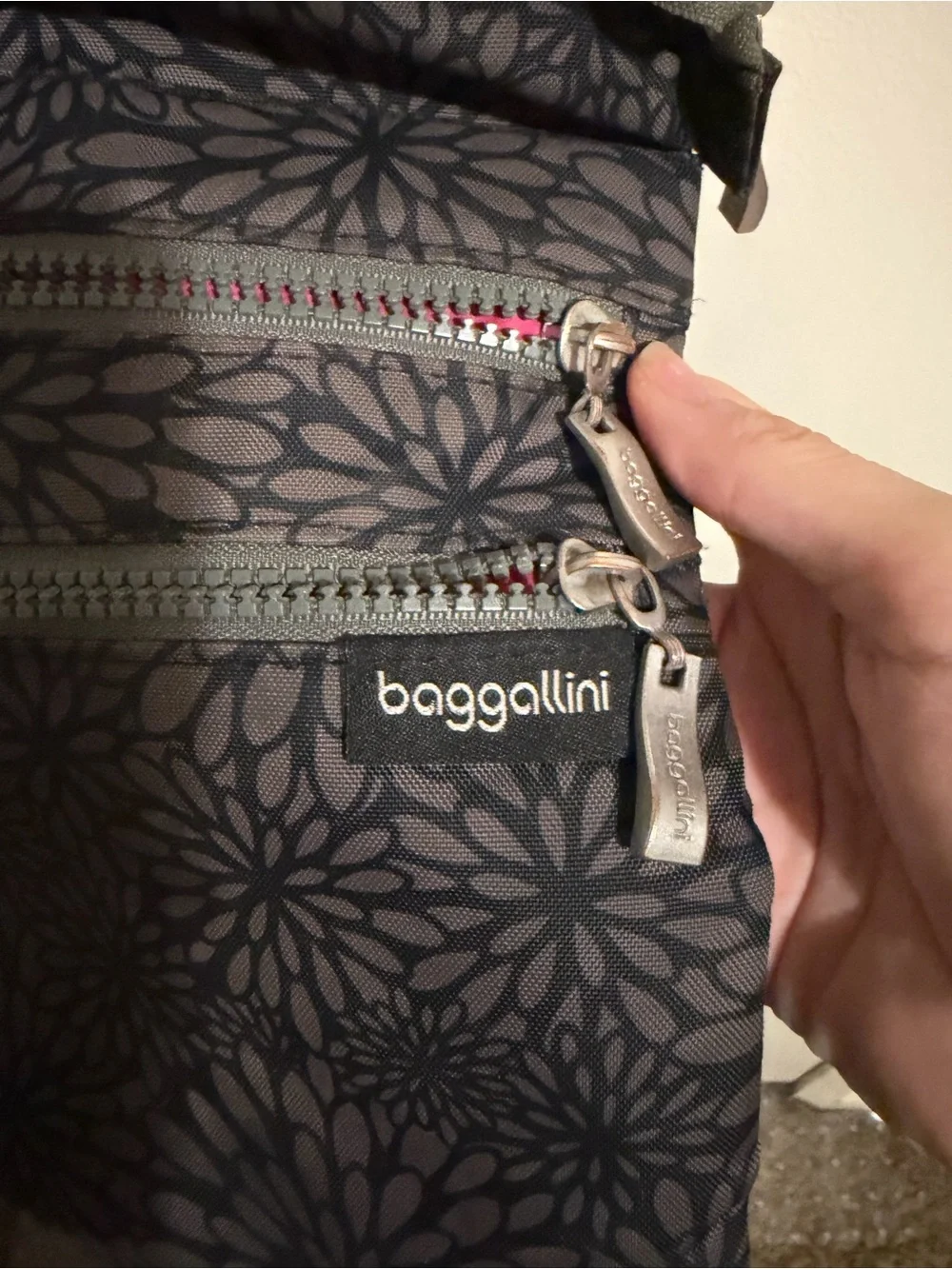 Baggallini Black & Gray Floral Crossbody with Pink Zip Accents